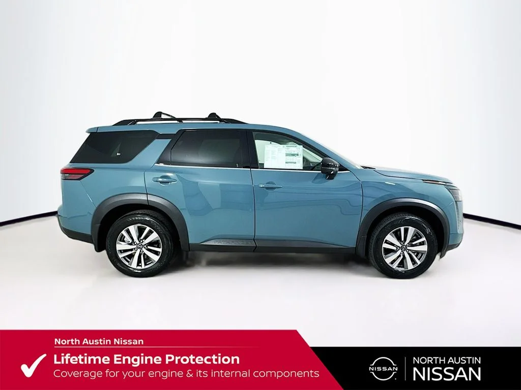 New 2026 Green Nissan SL image 9
