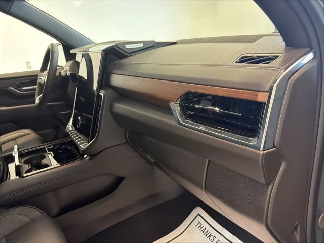 2026 GMC Yukon XL Denali - Photo 43