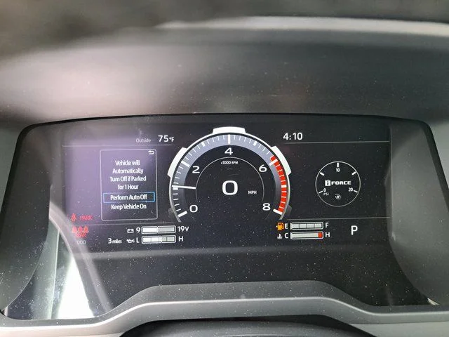 2026 Toyota Tundra Limited - Photo 11