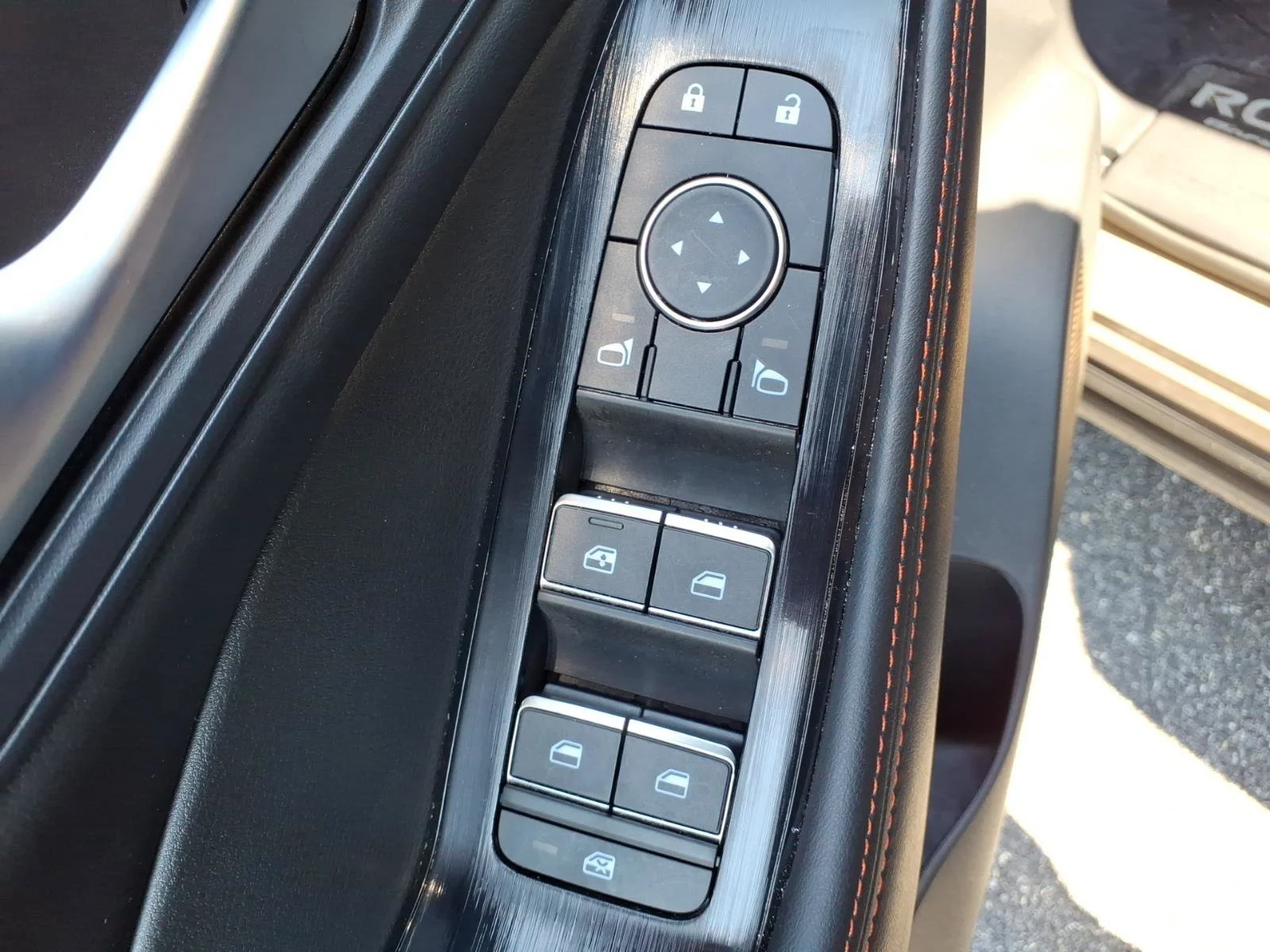 Used 2025 Baja Storm Metallic Nissan Rock Creek image 26