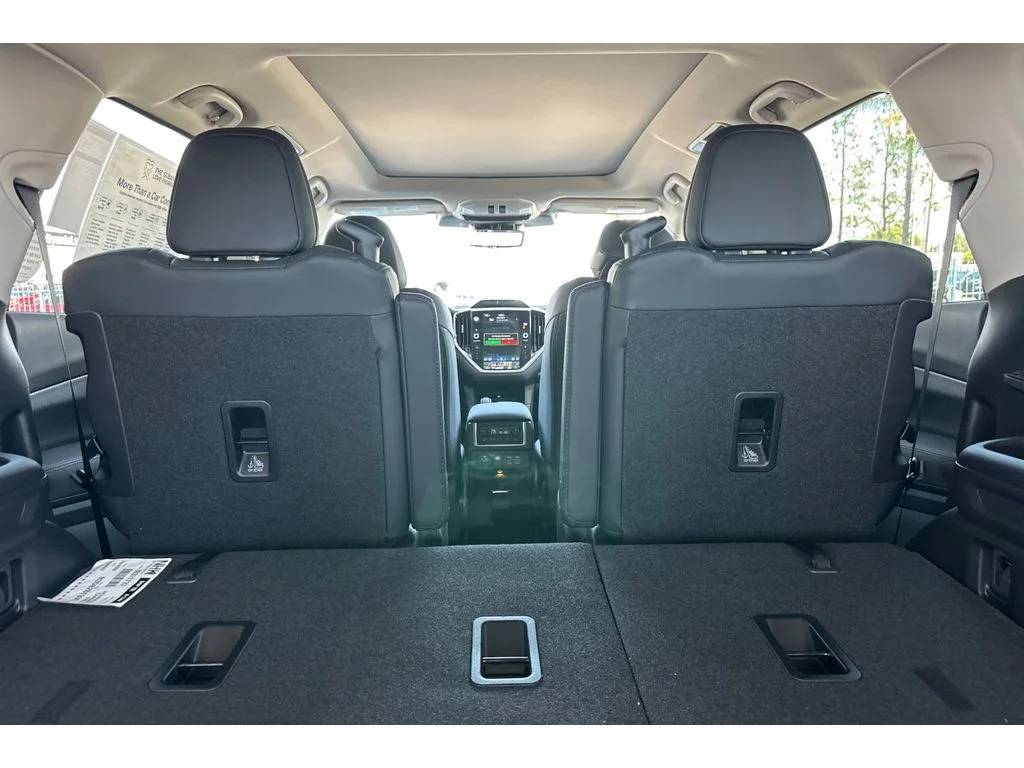 New 2026 CRYSTAL BLACK SILICA Subaru Touring 7-Passenger image 15