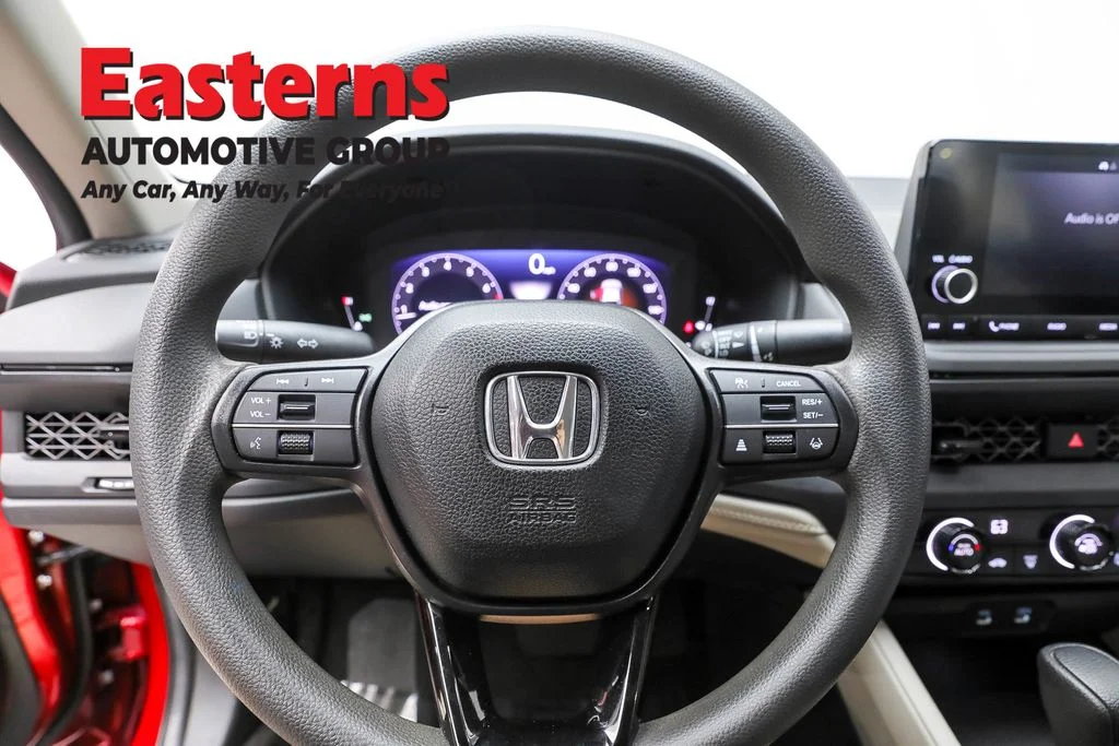 Used 2023 Red Honda LX image 10
