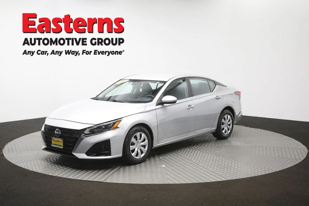 Used 2023 Silver Nissan 2.5 S image 54