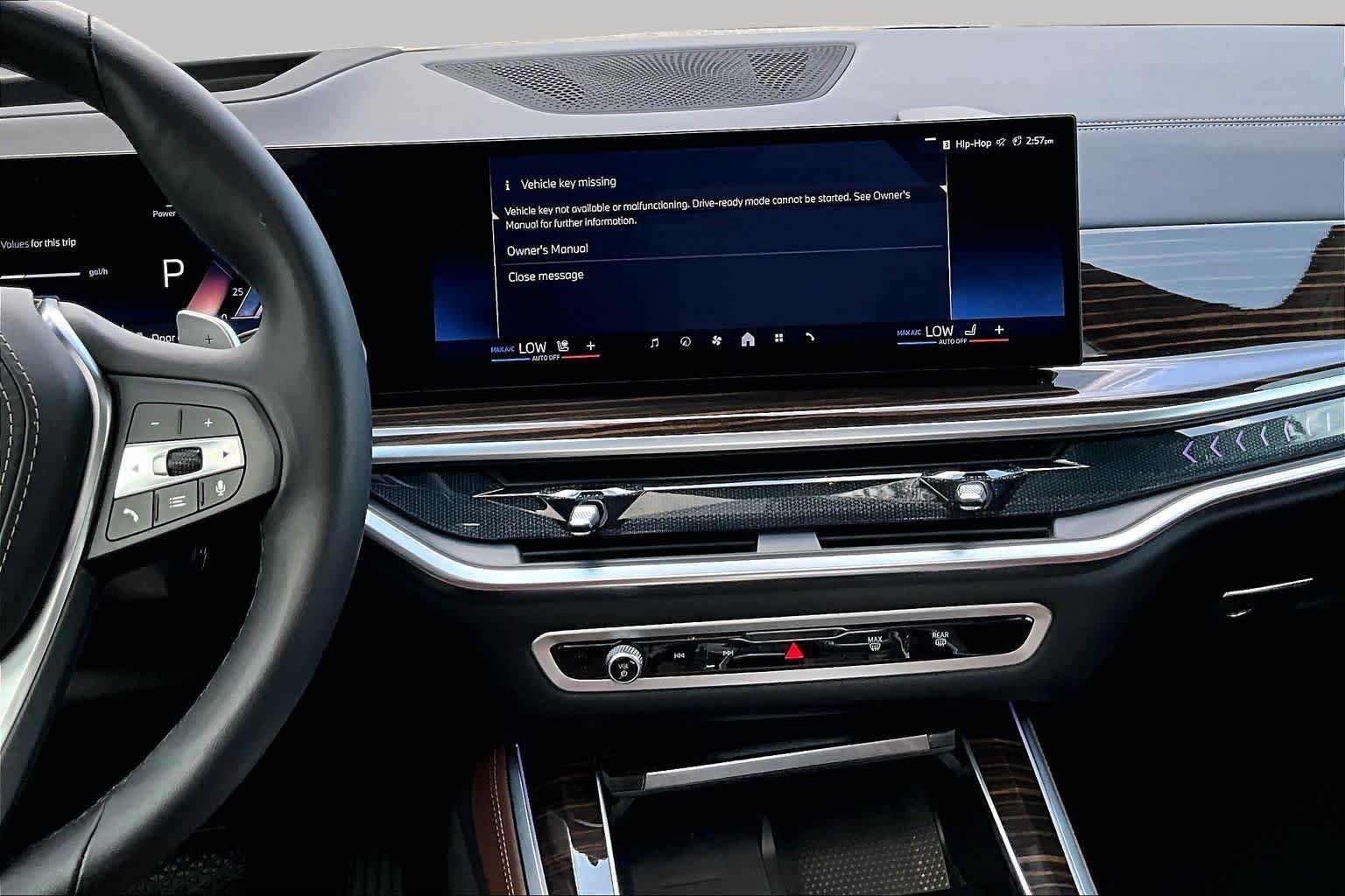 Used 2026 Skyscraper Grey Metallic BMW xDrive40i image 7