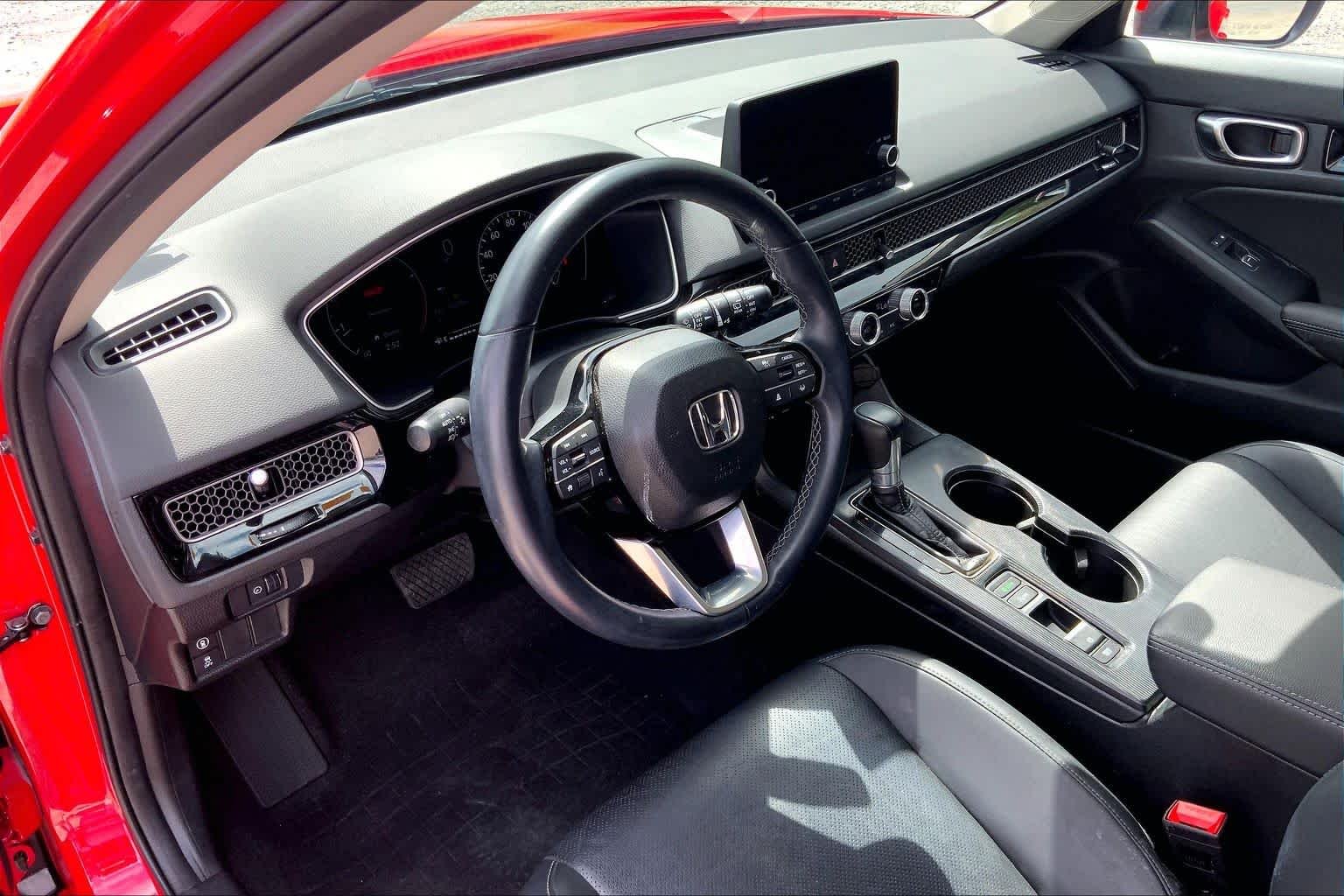 Used 2023 Rallye Red Honda EX-L image 18