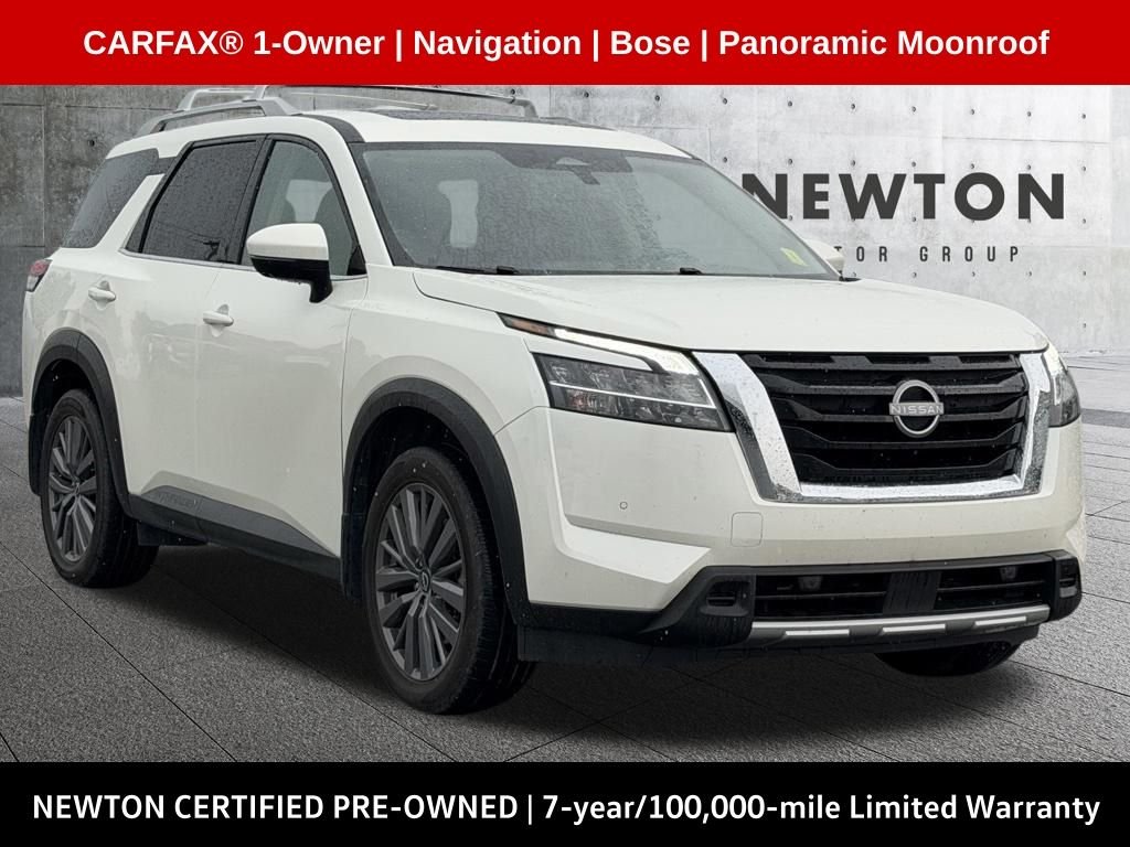 2024 Nissan Pathfinder SL 2WD's photo