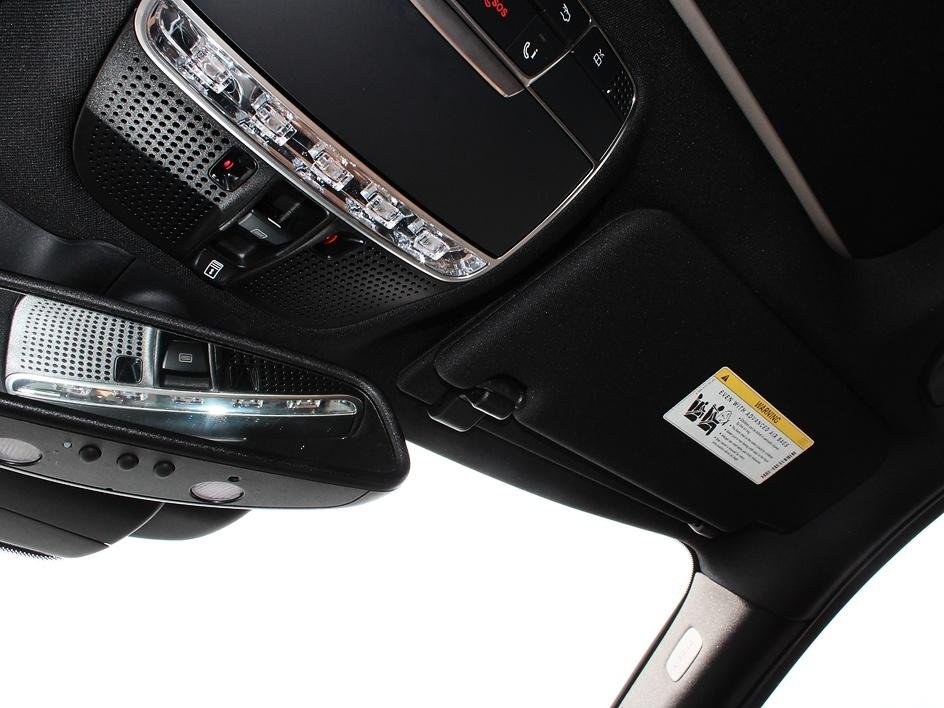 Used 2015 White Mercedes-Benz S 550 image 26