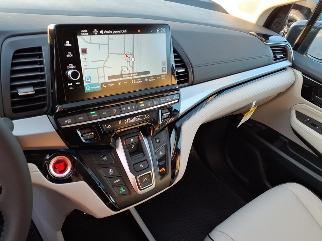 New 2026 Modern Steel Metallic Honda Touring image 9
