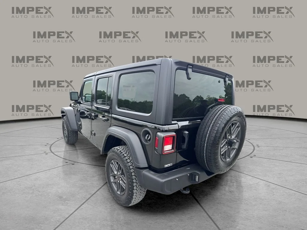 Used 2025 Black Jeep Sport S image 3