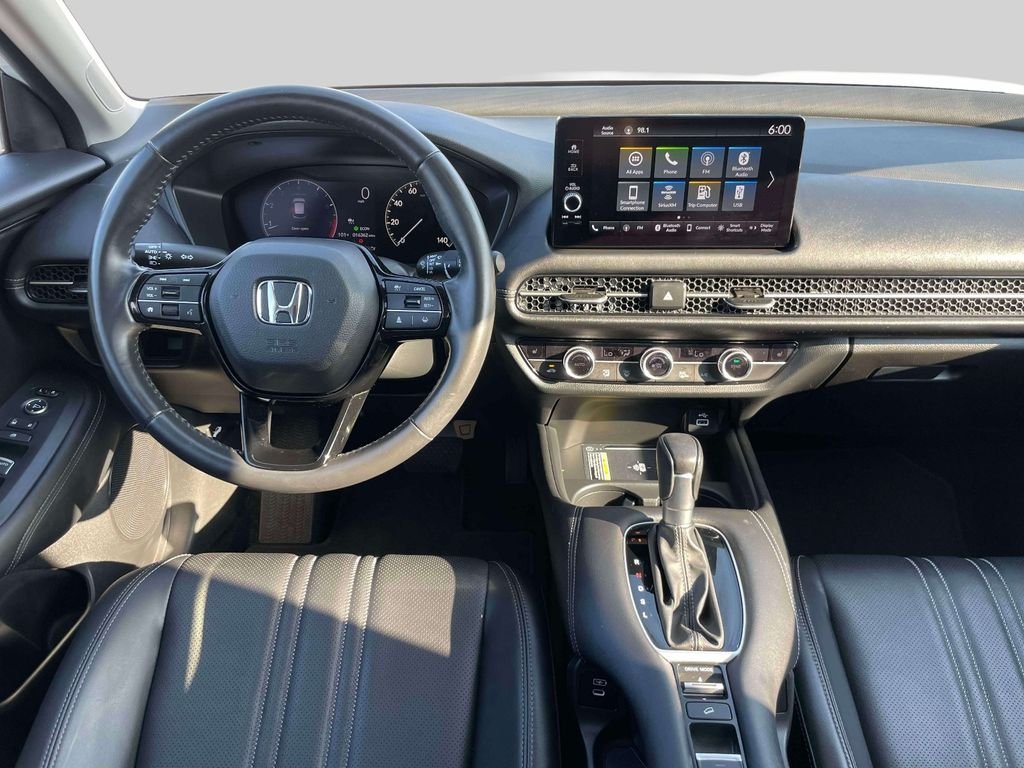 Used 2024 White Honda EX-L image 13