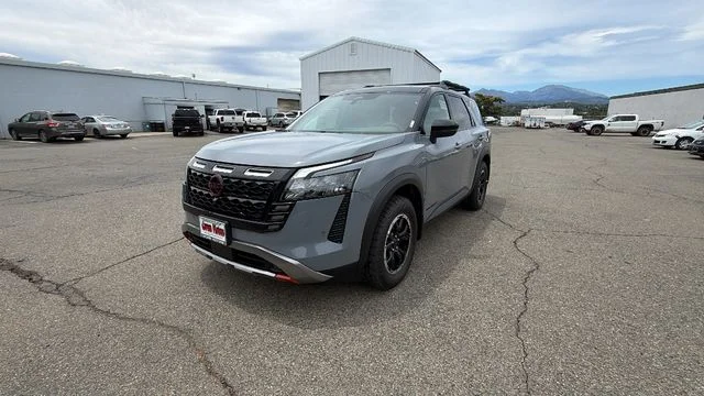 2026 Nissan Pathfinder Rock Creek 4WD's photo