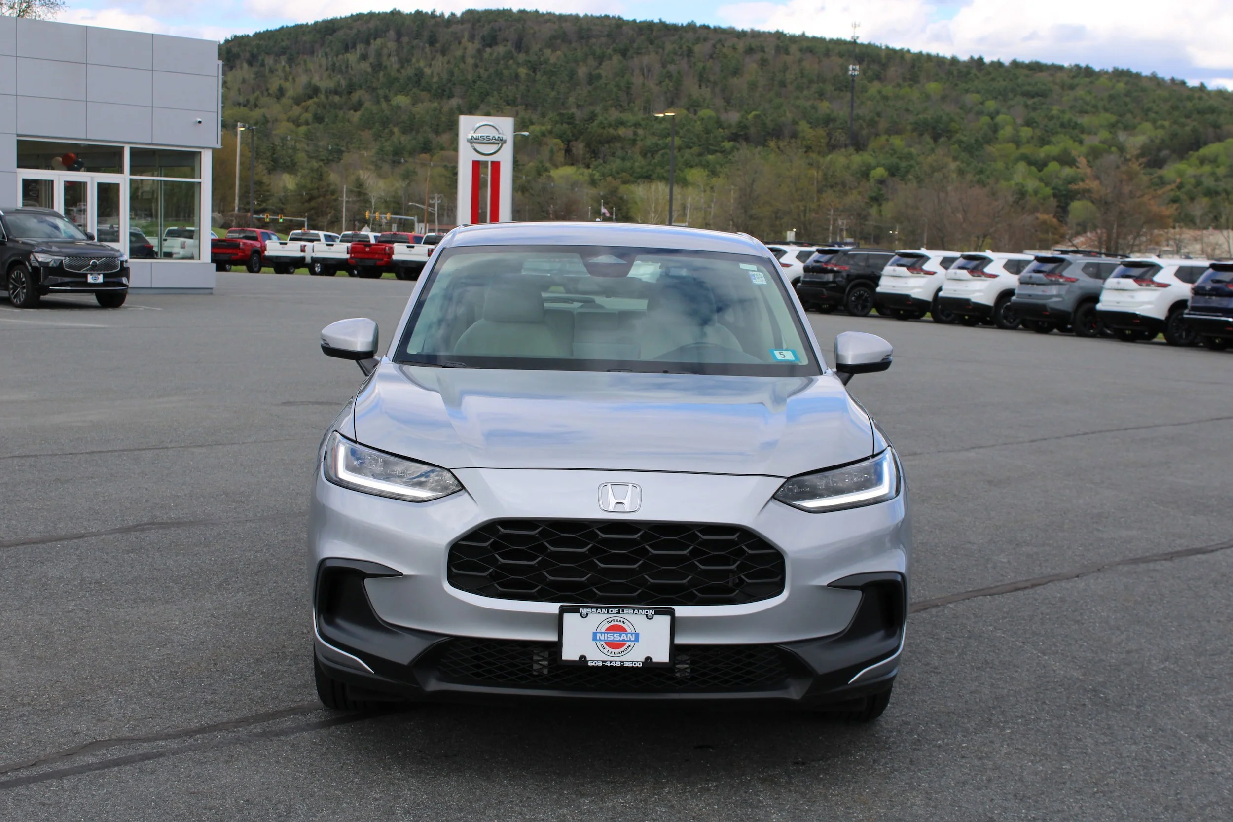Used 2024 Silver Honda LX image 3
