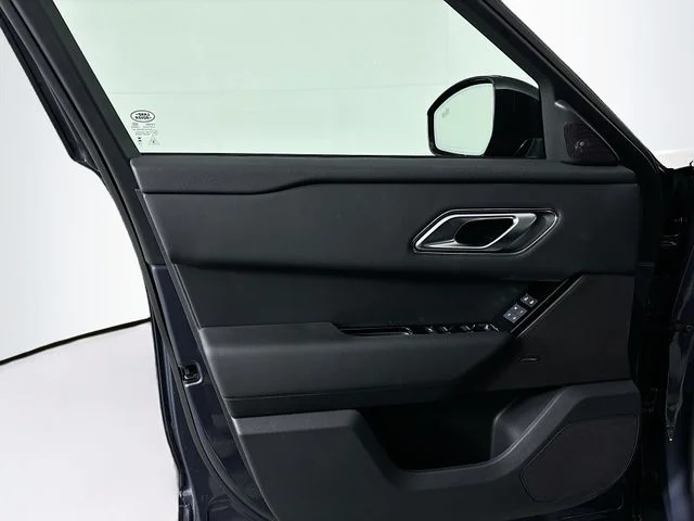 Certified Used 2026 Varesine Blue Land Rover S image 11