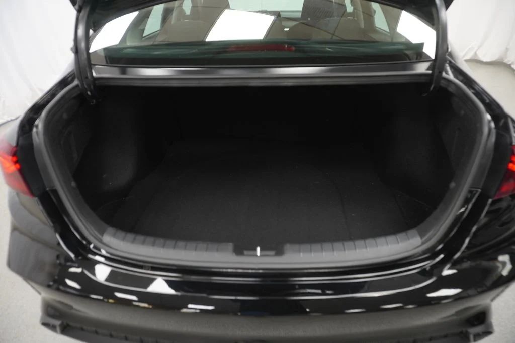 Used 2024 Black Kia LX image 44