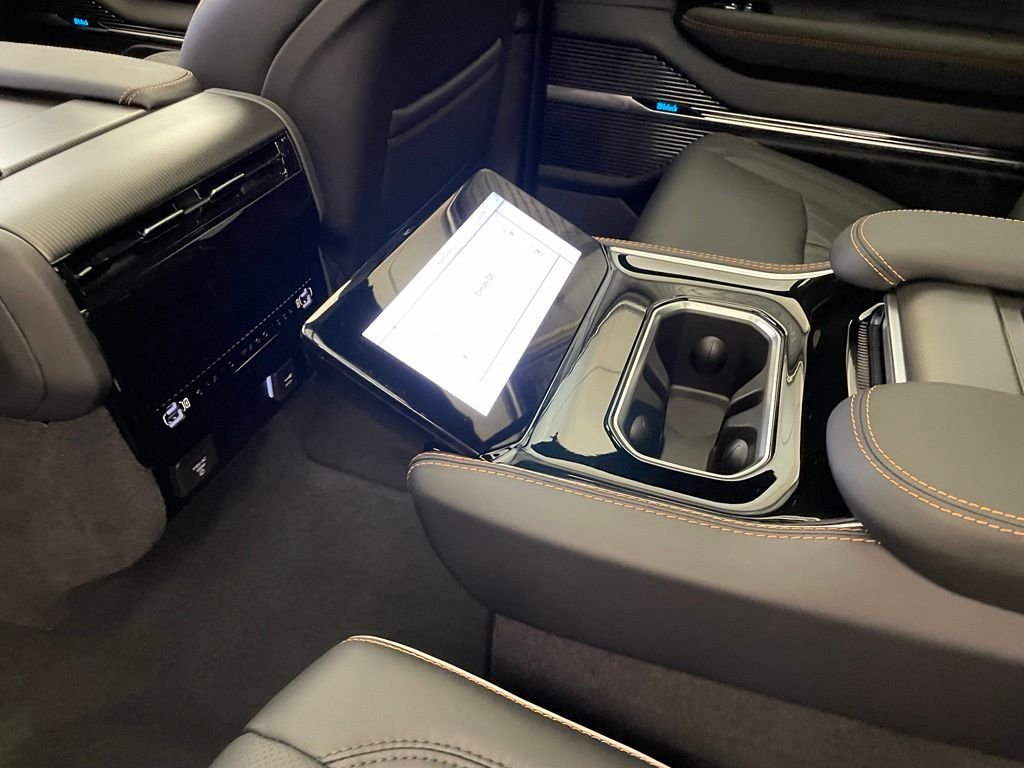 New 2026 High Gloss Black Jeep Summit Reserve image 26