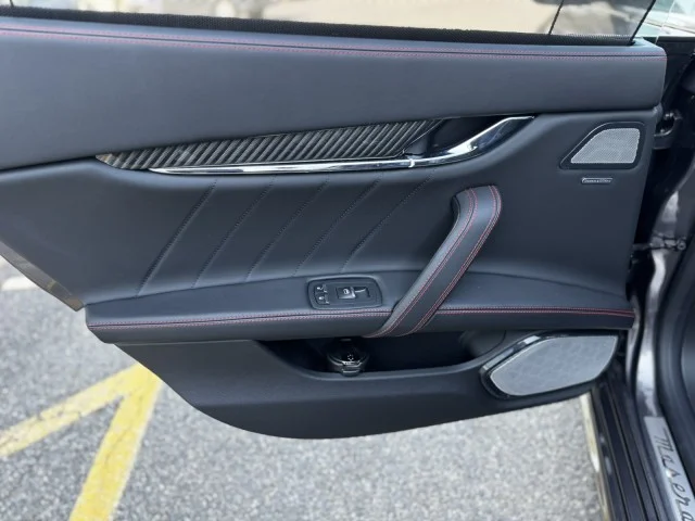 2024 Maserati Quattroporte Modena Ultima - Photo 16