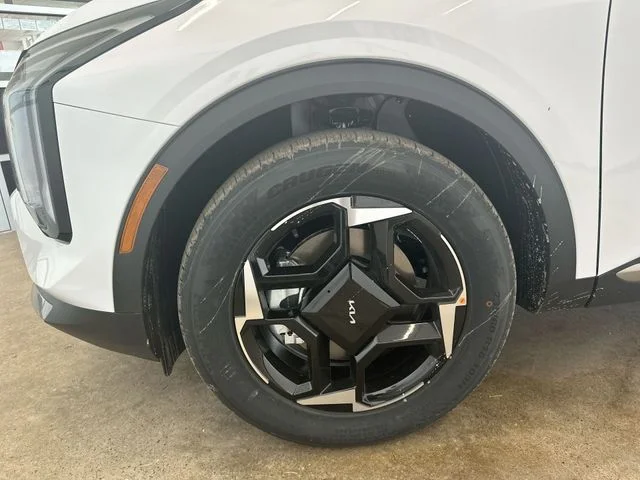 New 2026 Glacial White Pearl Kia EX image 21