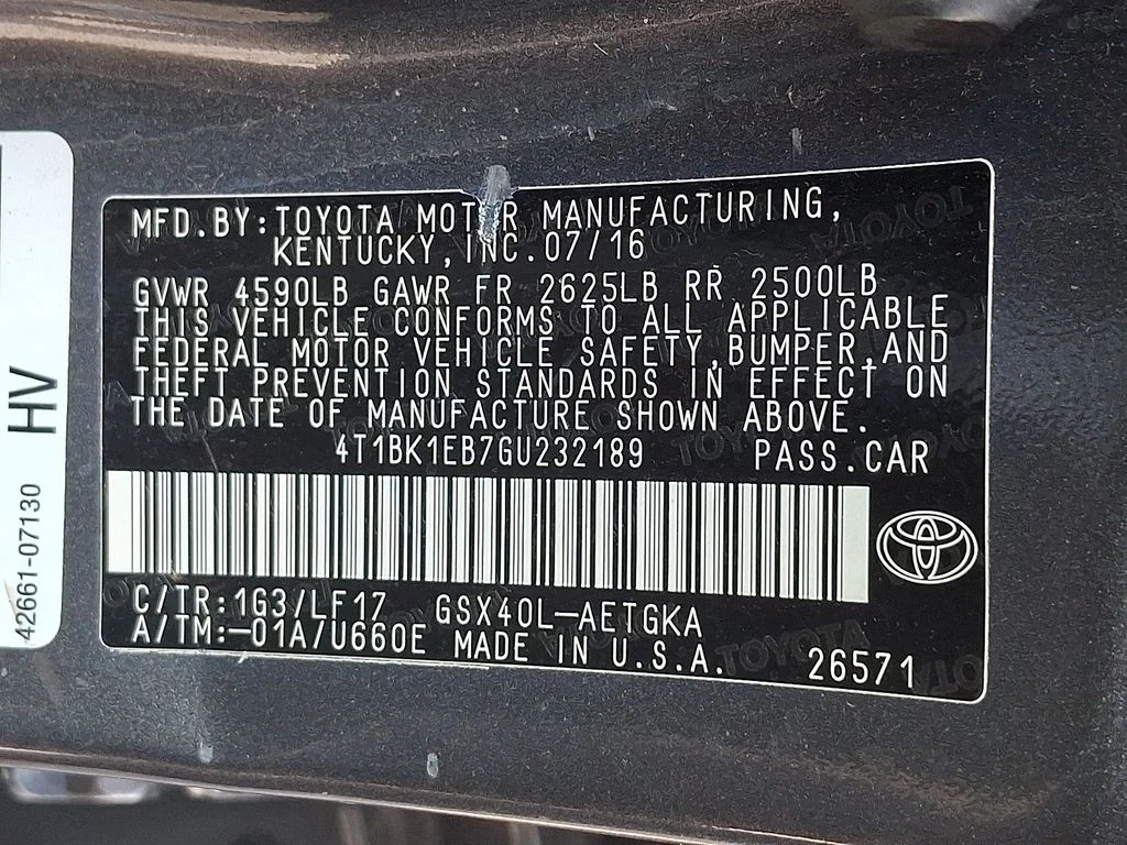 Used 2016 Gray Toyota XLE Premium image 28