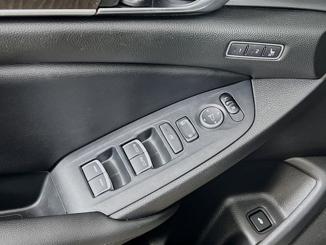 2020 Honda Accord EX-L - Photo 9