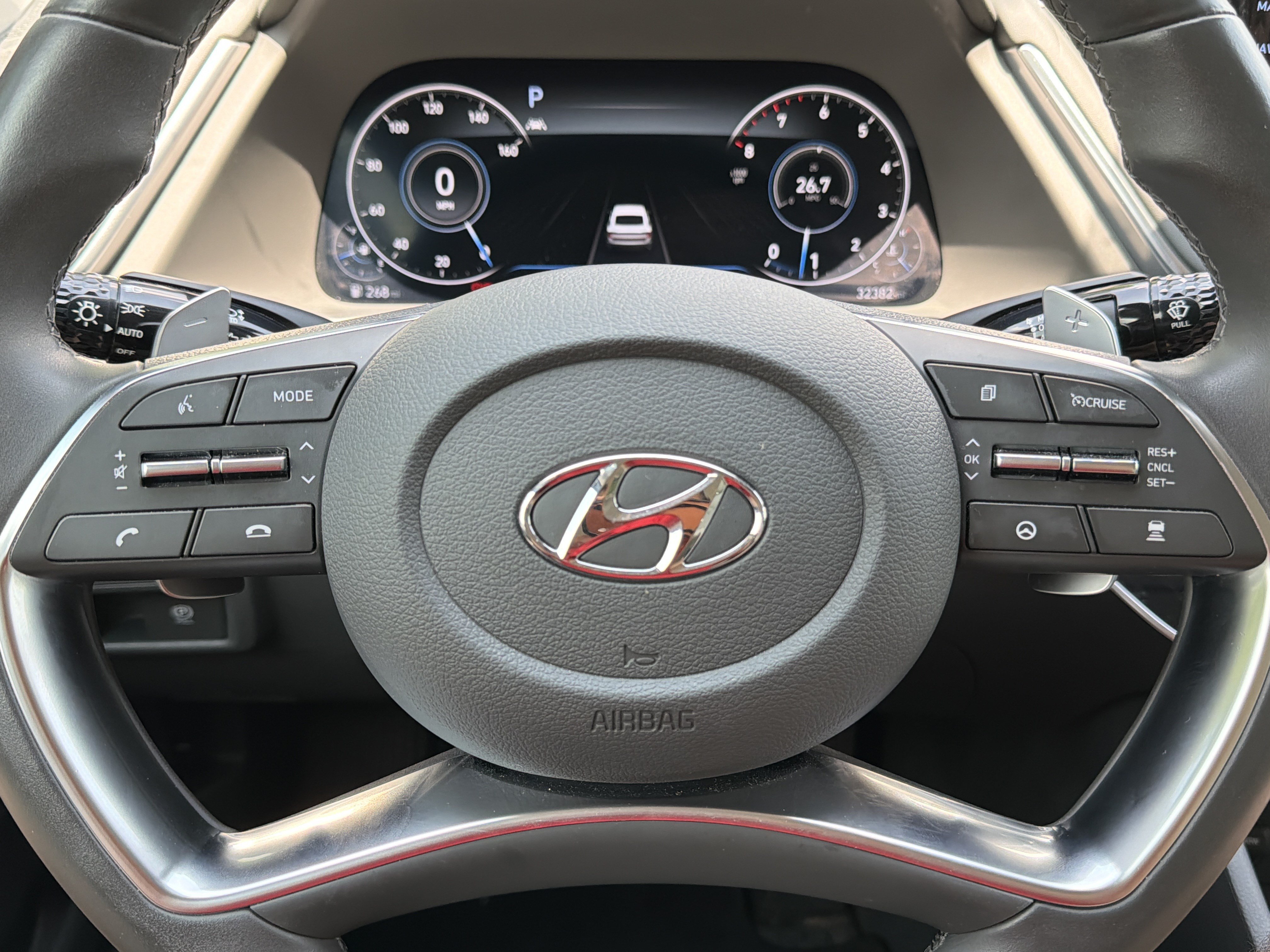 Used 2021 Calypso Red Hyundai Limited image 12