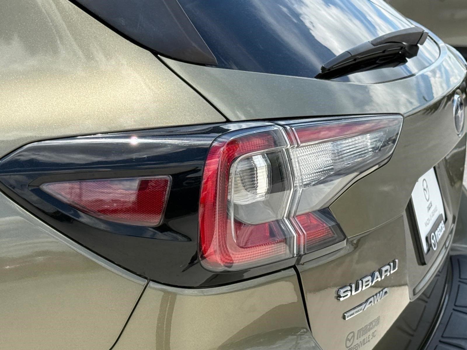 Used 2020 Autumn Green Metallic Subaru Limited image 17