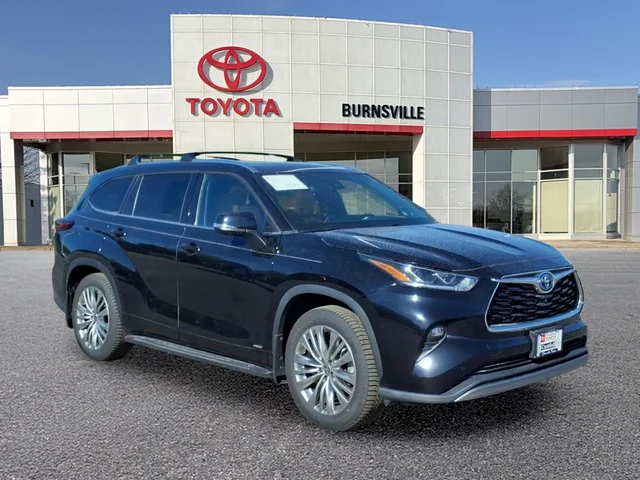 2024 Toyota Highlander Hybrid Platinum