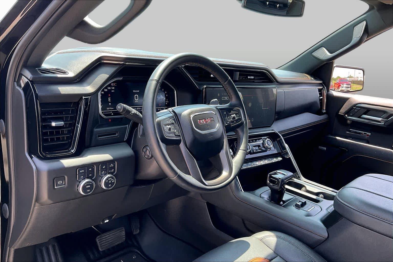 Used 2024 Onyx Black GMC AT4 image 17
