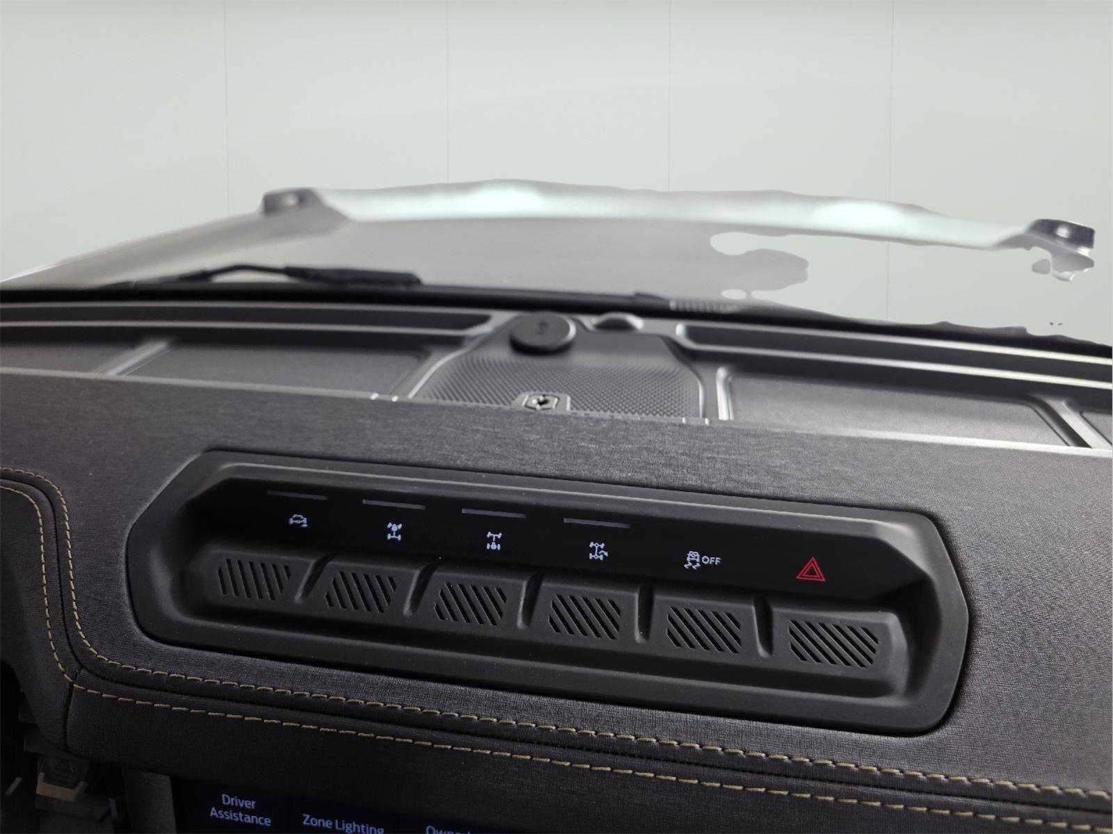 Used 2025 Carbonized Gray Metallic Ford Badlands image 45