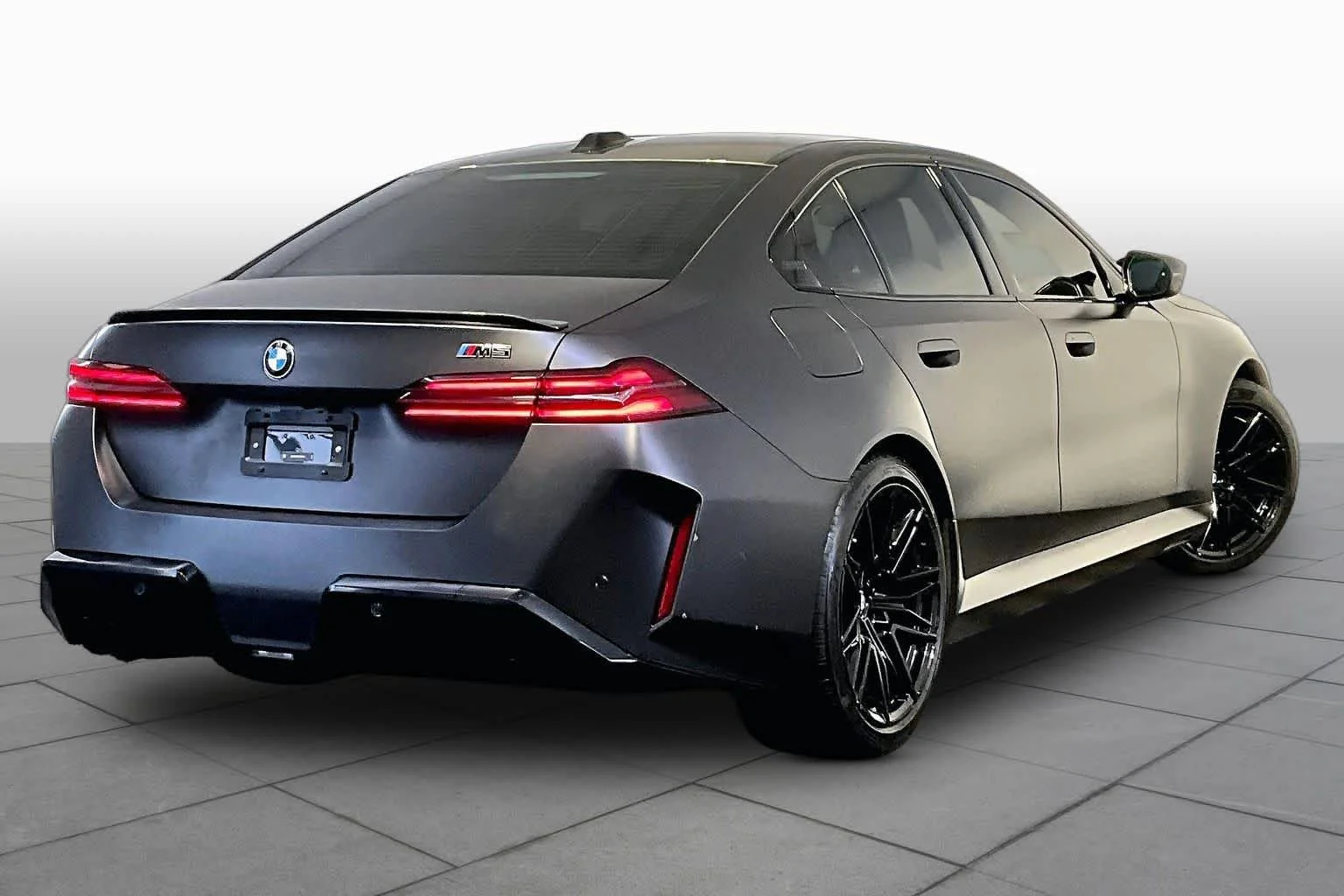 Used 2026 Dark Graphite Metallic BMW  image 13