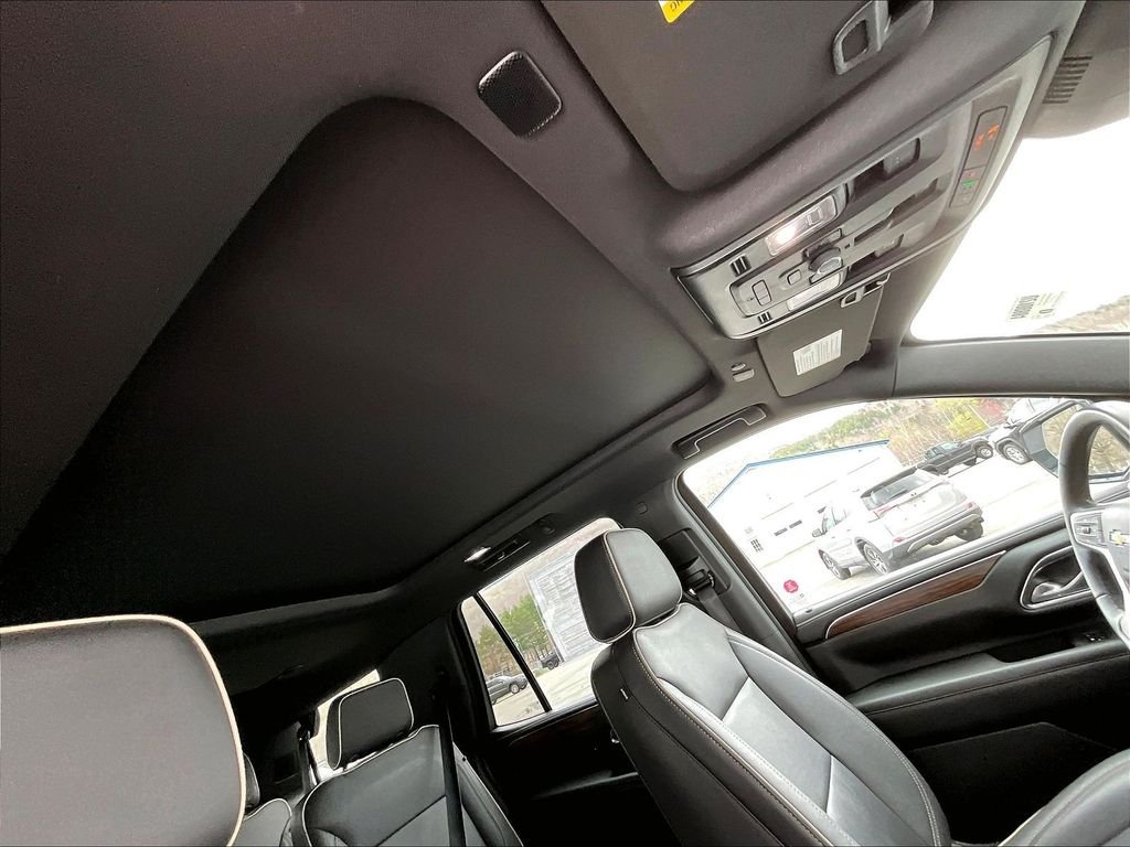Used 2023 Summit White Chevrolet Premier image 23