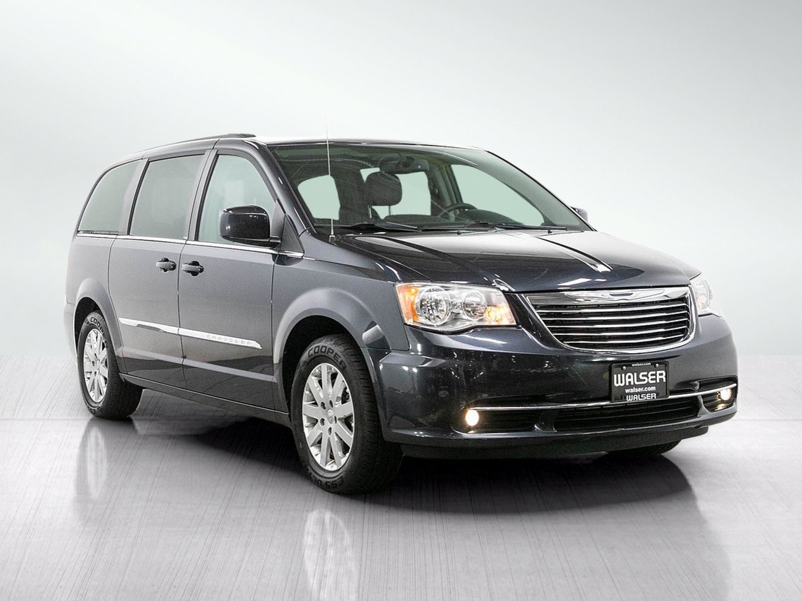 Used 2013 Maximum Steel Metallic Clearcoat Chrysler Touring image 7