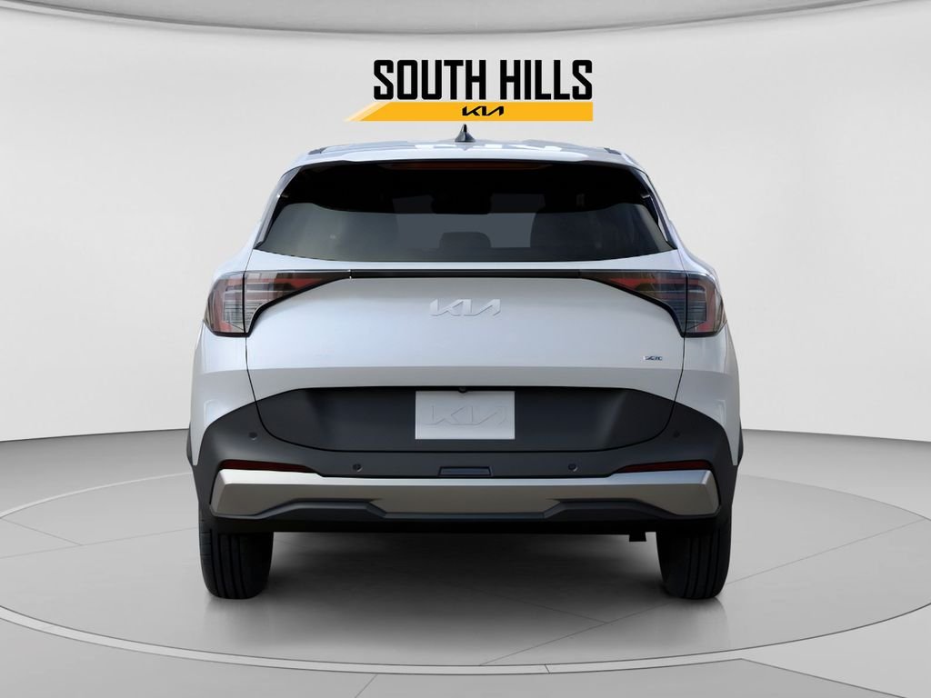 New 2026 White Kia LX image 5