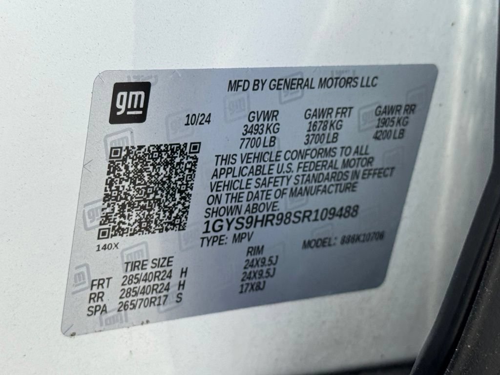 Used 2025 Crystal White Tricoat Cadillac Escalade-V image 21