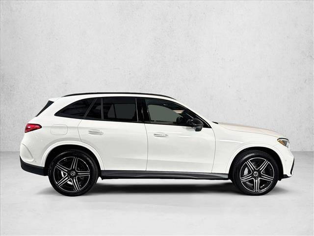 New 2026 Polar White Mercedes-Benz GLC 300 image 34
