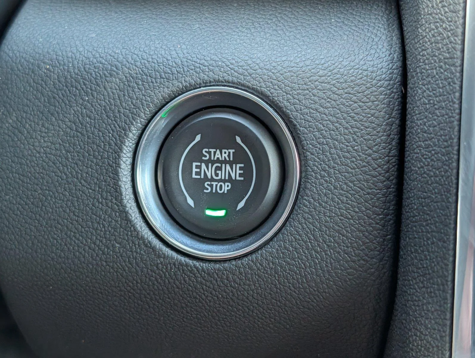 New 2026 Crystal Metallic GMC Elevation image 26