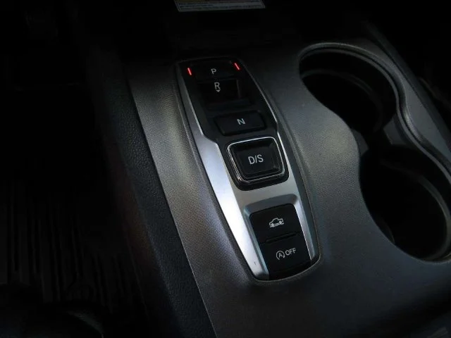 Used 2022 Crystal Black Pearl Honda RTL-E image 20