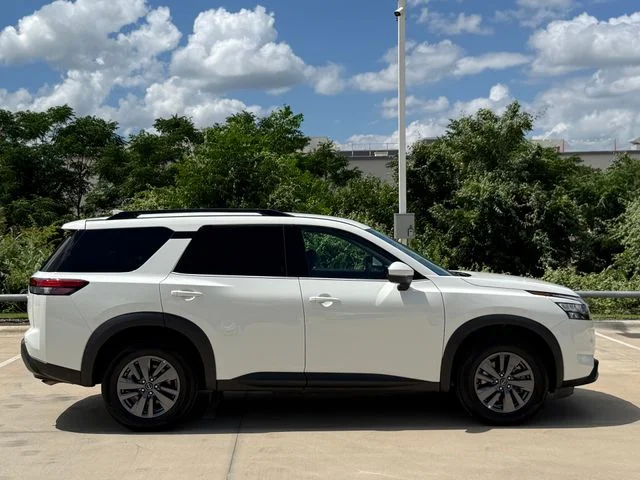 Used 2024 White Nissan SV image 6