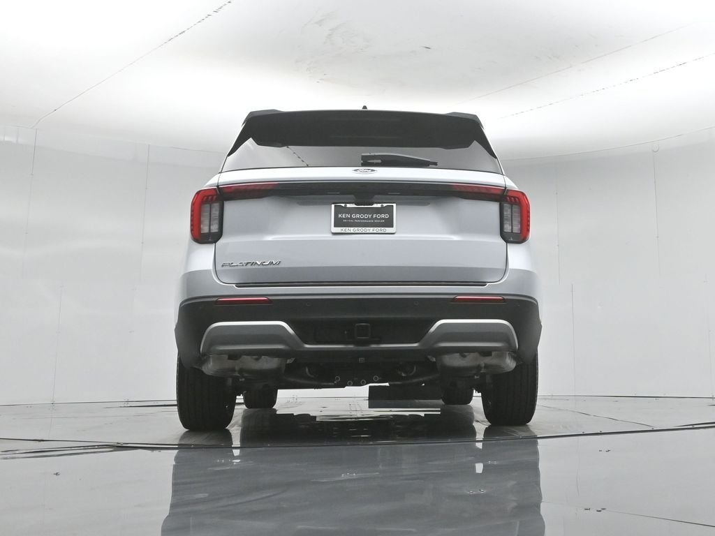 New 2026 Star White Metallic Tri-Coat Ford Platinum image 52