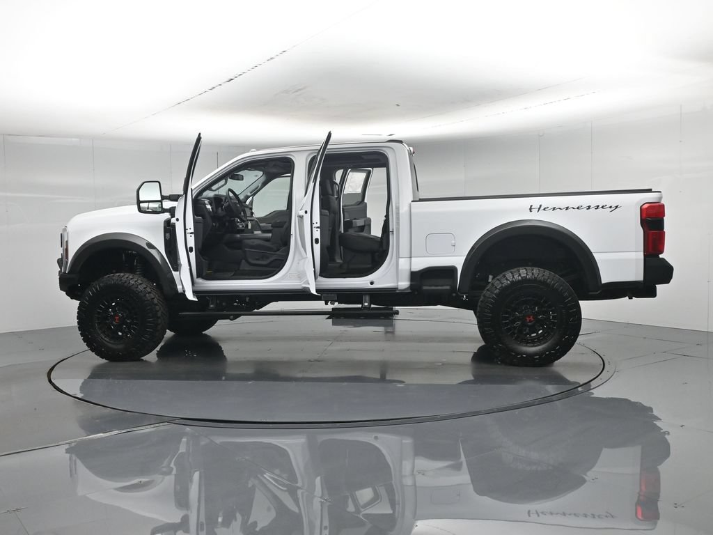 New 2026 Oxford White Ford Lariat image 36