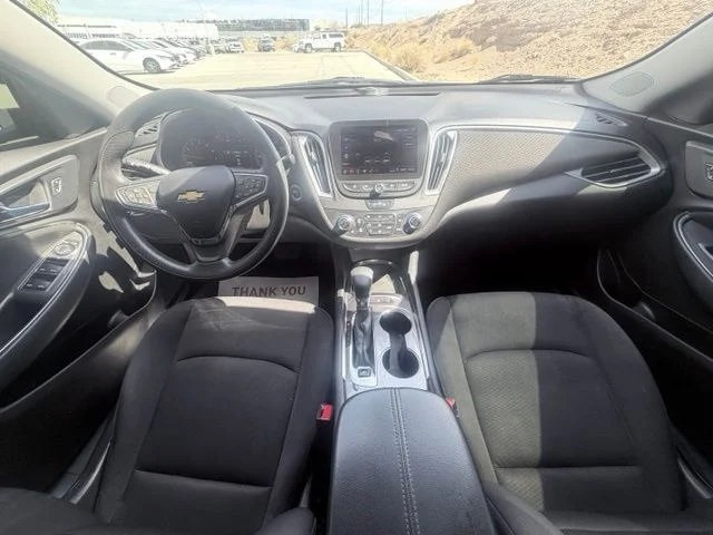 Used 2022 White Chevrolet LT image 25