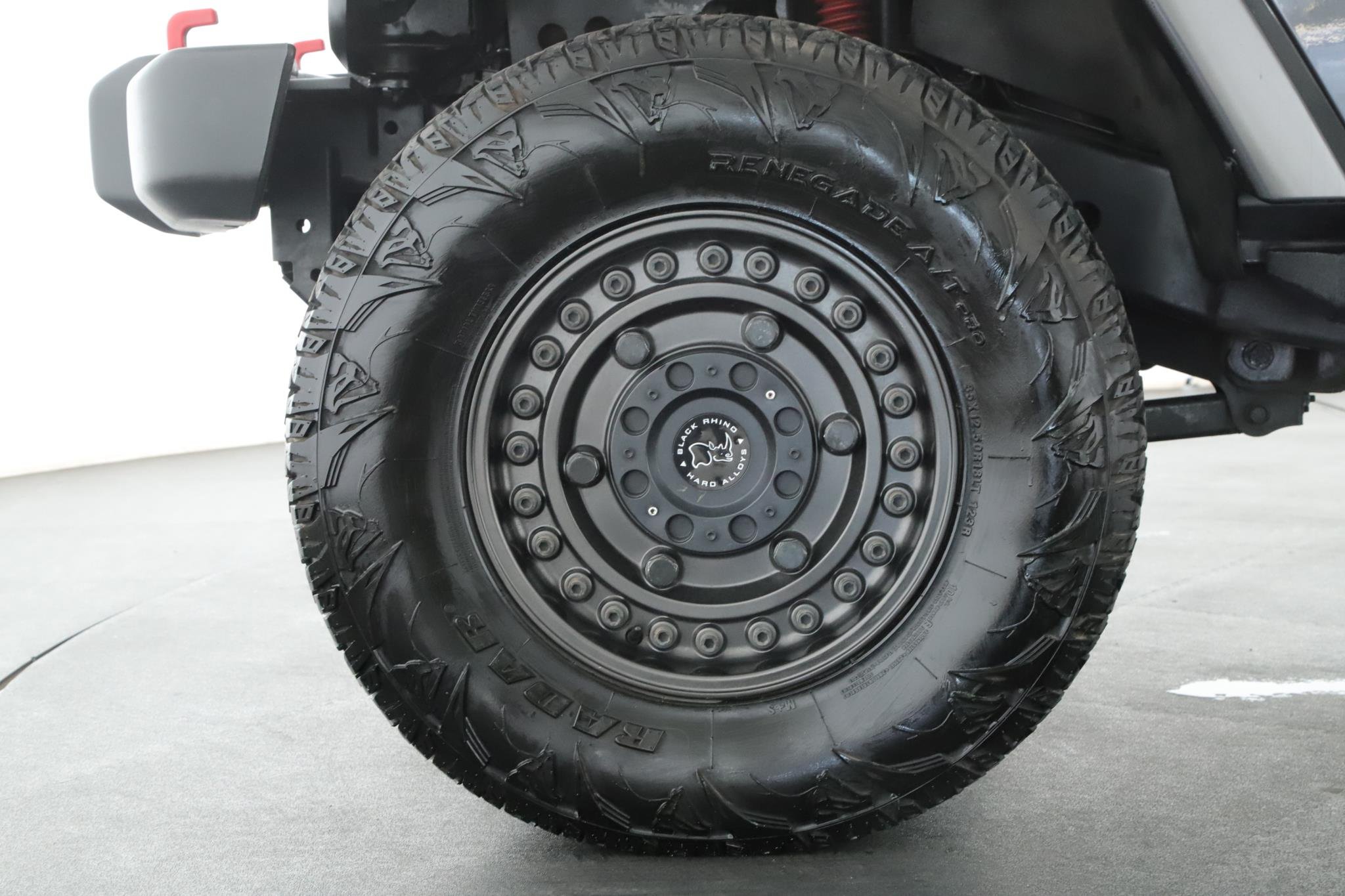 2014 Jeep Wrangler Unlimited Sahara - Photo 17