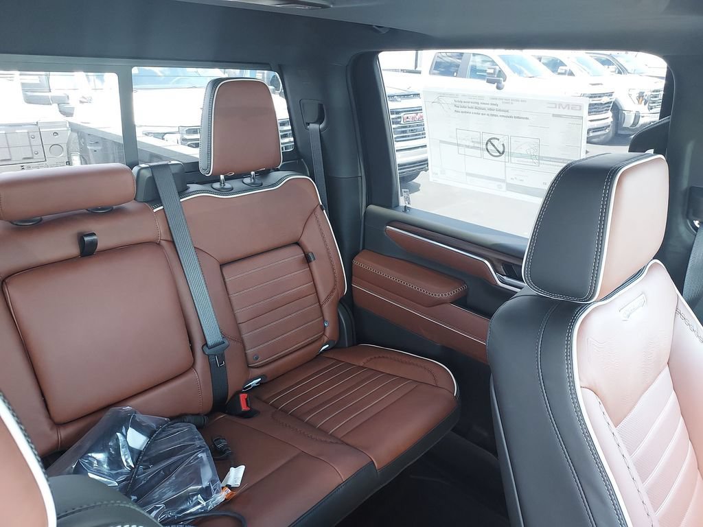 2026 GMC Sierra 2500HD Denali Ultimate - Photo 14
