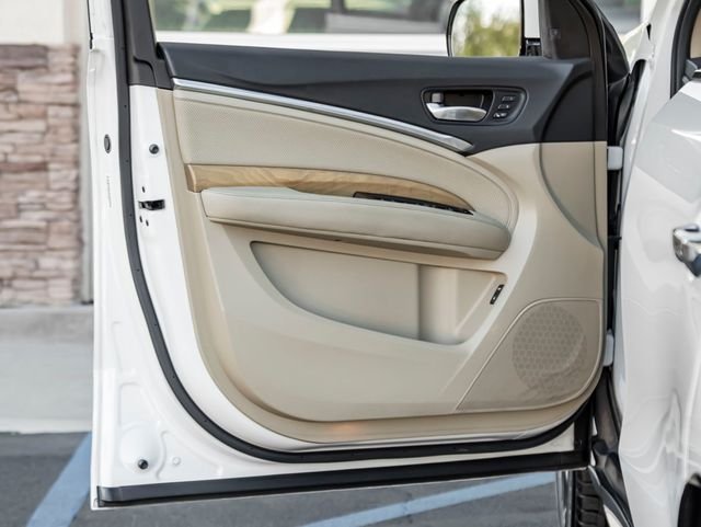 Used 2020 Platinum White Pearl Acura Technology image 13