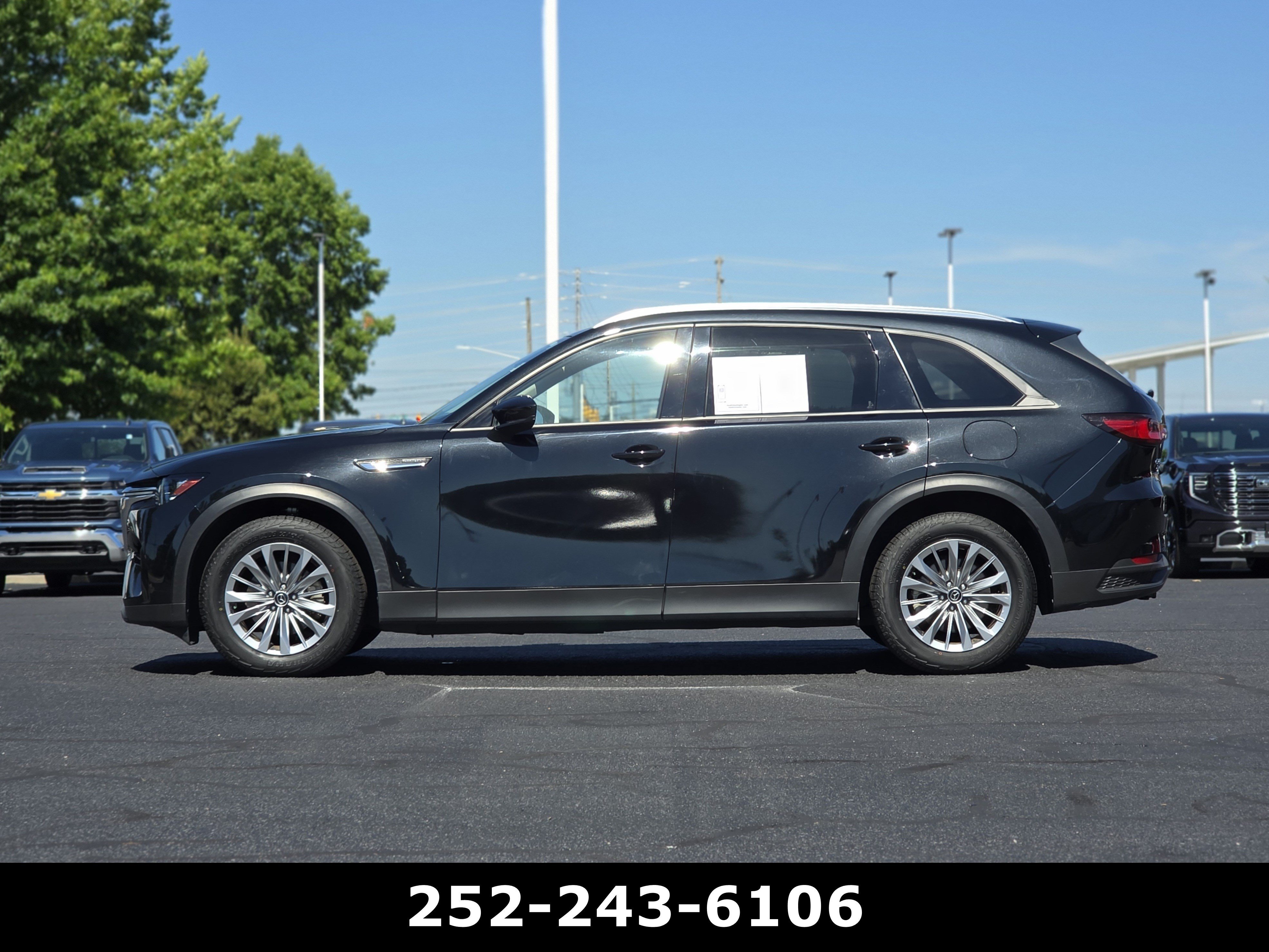 Used 2024 Jet Black Mica Mazda Preferred image 4