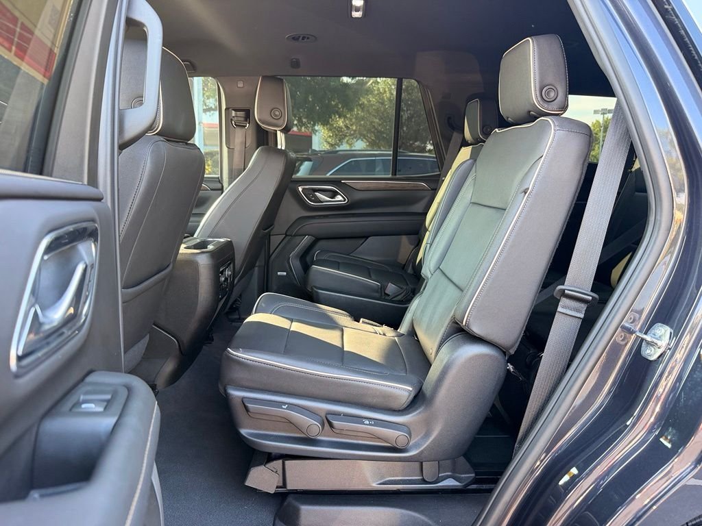 Used 2023 Gray Chevrolet Premier image 18