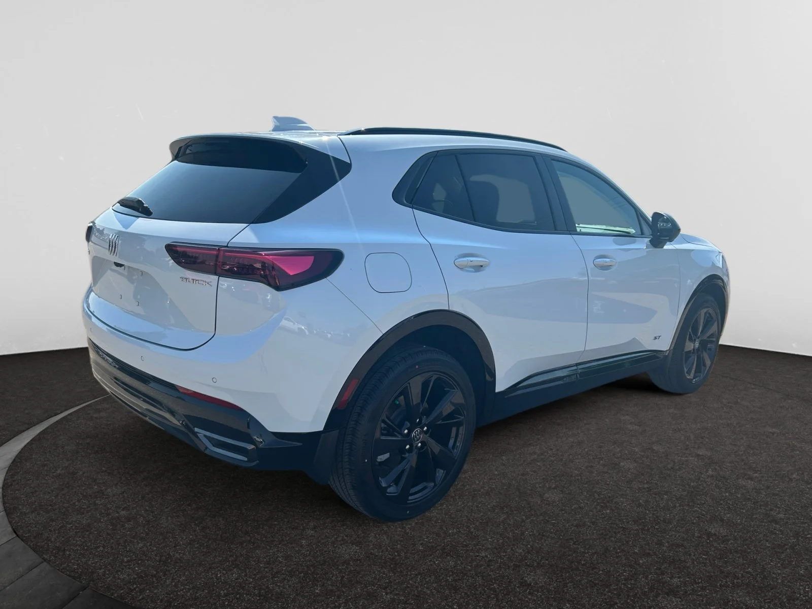 New 2026 Iridescent White Tricoat Buick Sport Touring AWD image 5