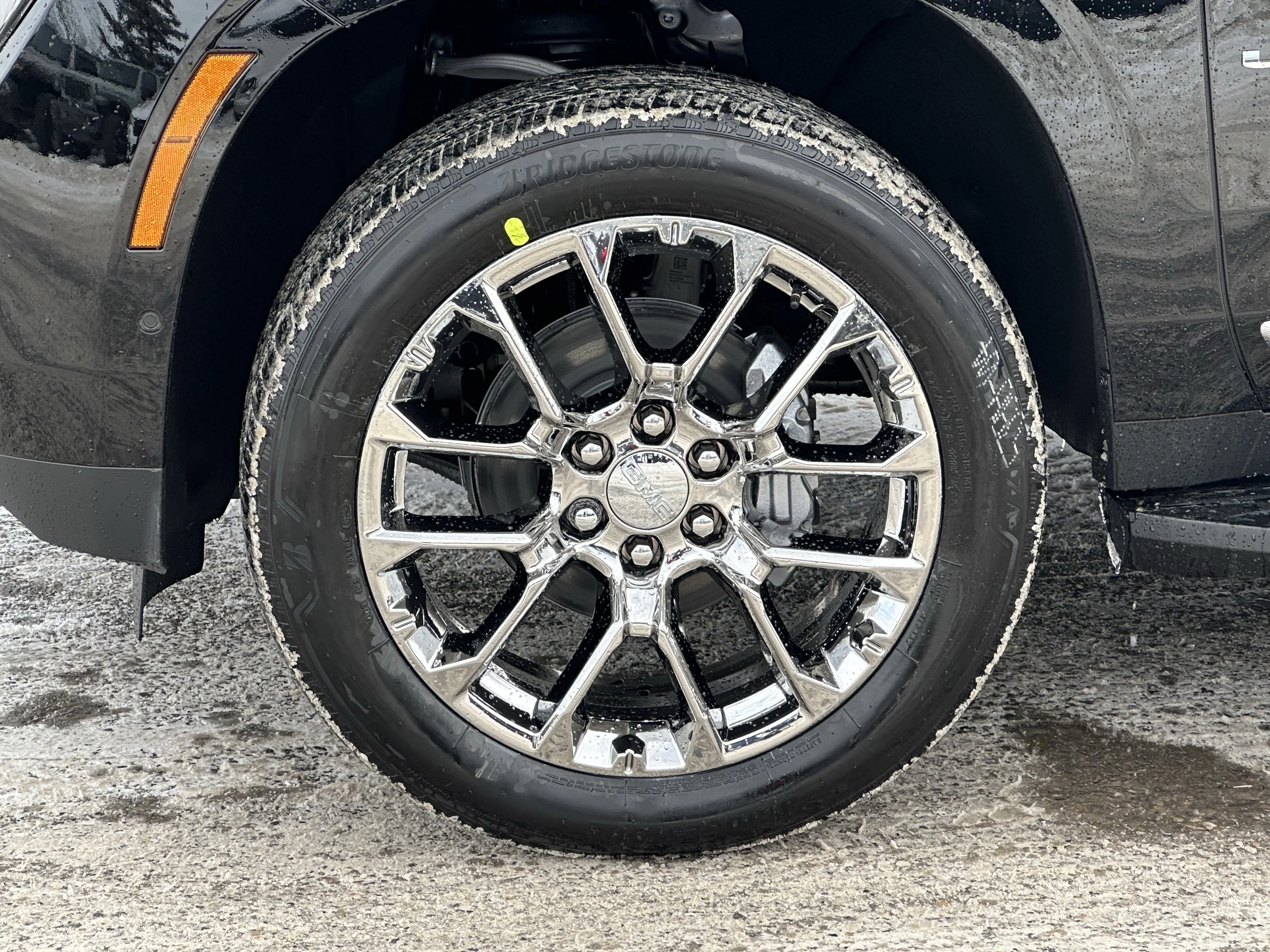 New 2026 Onyx Black GMC Elevation image 6