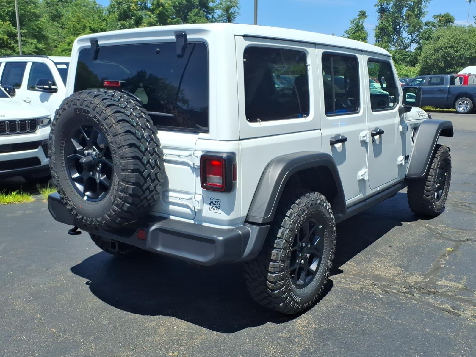 New 2026 Bright White Clear-Coat Exterior Paint Jeep Willys image 4