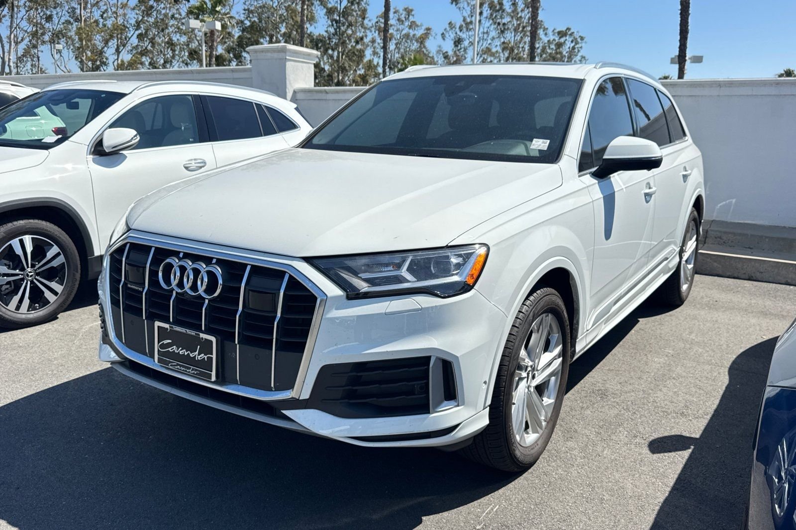 2023 Audi Q7 45 Premium quattro Tiptronic's photo