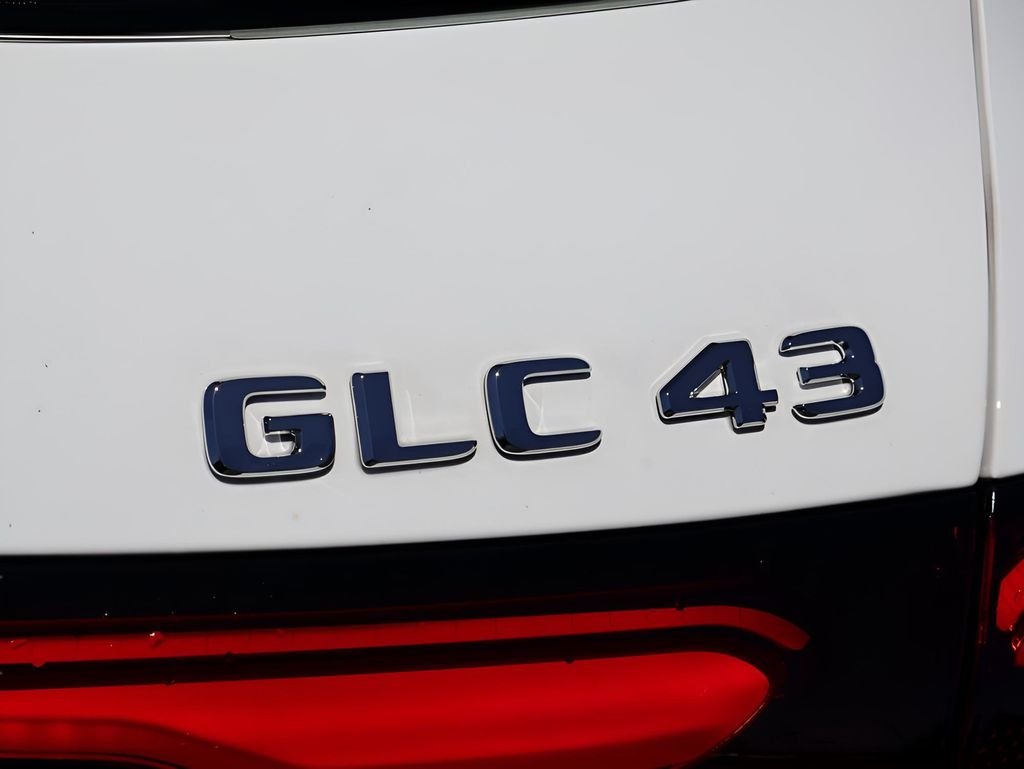 2025 Mercedes-Benz GLC AMG GLC43 - Photo 8